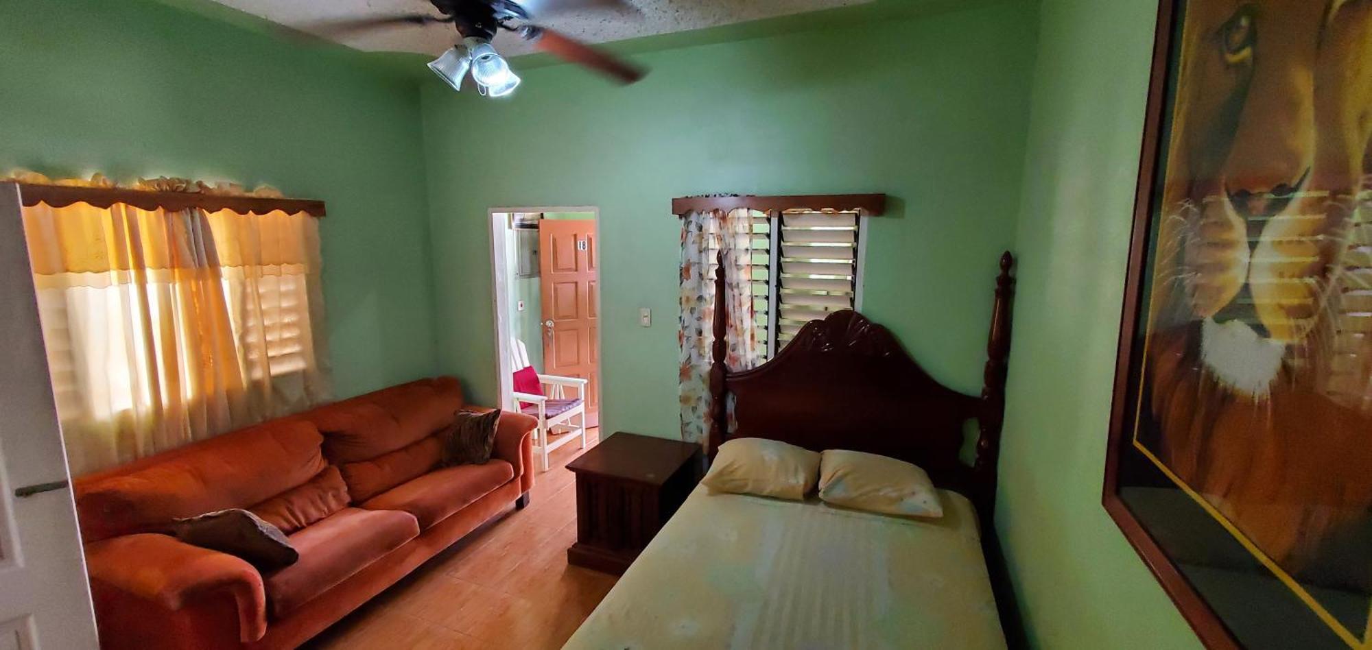 Little Shaw Park Guest House Ocho Rios Exterior foto