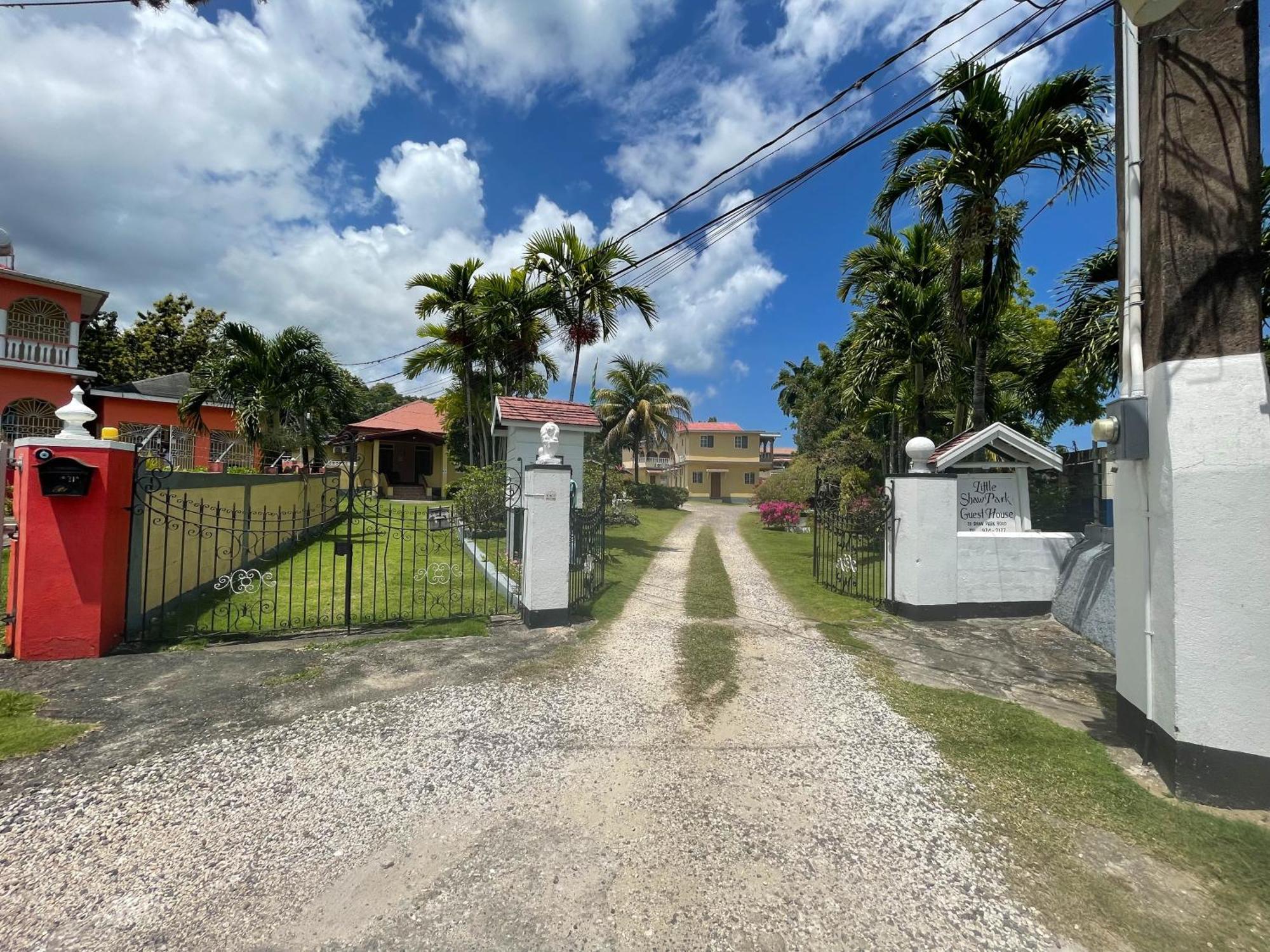Little Shaw Park Guest House Ocho Rios Exterior foto